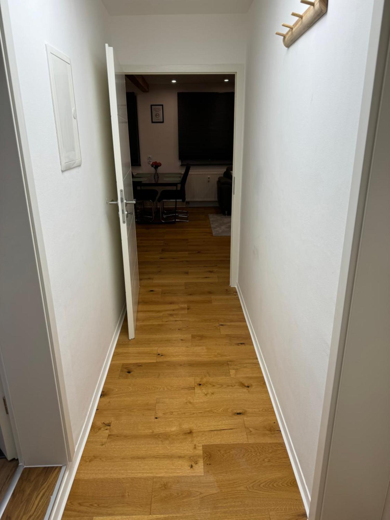 Best Central Apartment - Am Marktplatz - Up To 5 - Next To Frankfurt And Hanau - Coffee And Snacks - Netflix, Prime, Disney Nidderau Esterno foto